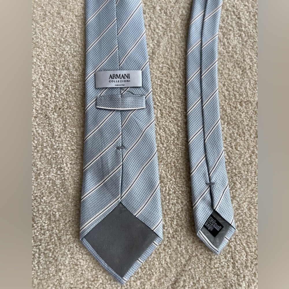 ARMANI 100% BABY-BLUE SILK TIE